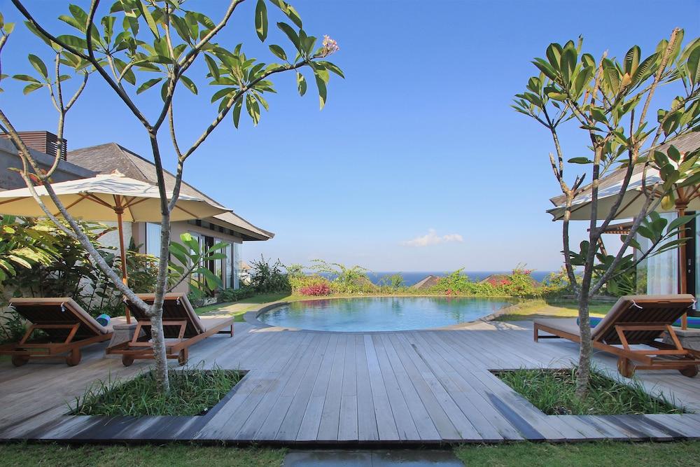 Ulu Segara Luxury Suites&villas 5*